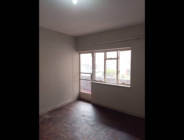 2 BEDROOM APARTMENT FOR SALE IN BOKSBURG CENTRAL